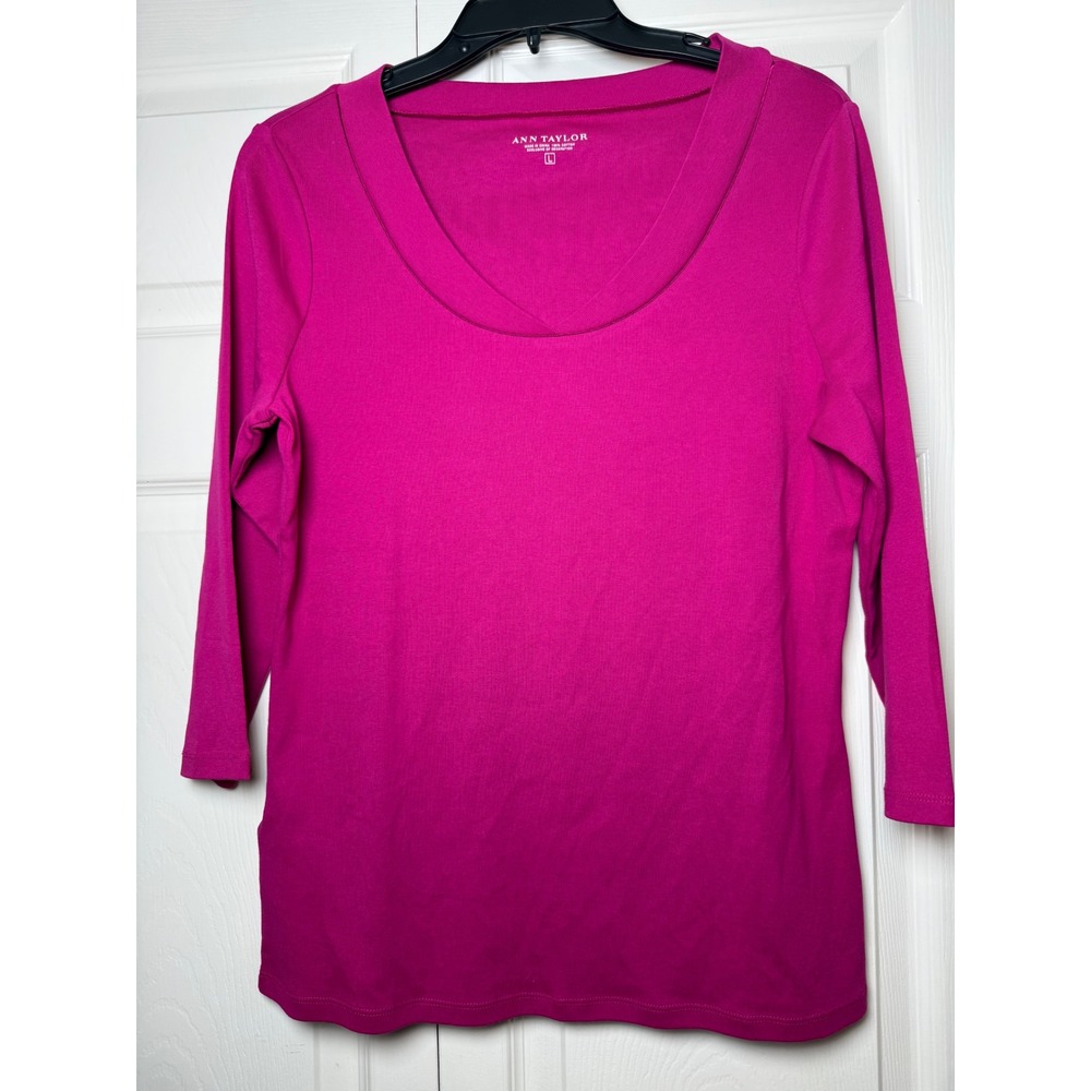Ann Taylor Womens Magenta Pink 100% Cotton V-Neck‎ 3/4 Sleeve Top Large NWT Flaw